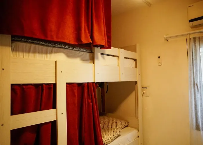 Dormitory Room Mixed